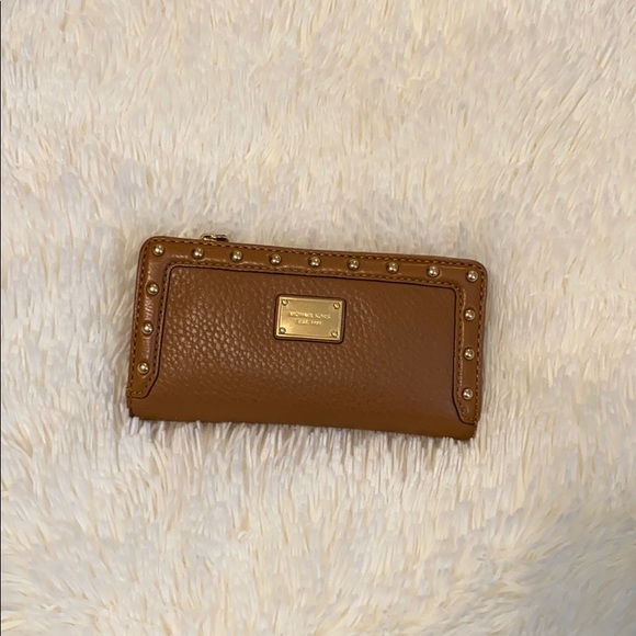 Michael Kors Wallet - Picture 1 of 7
